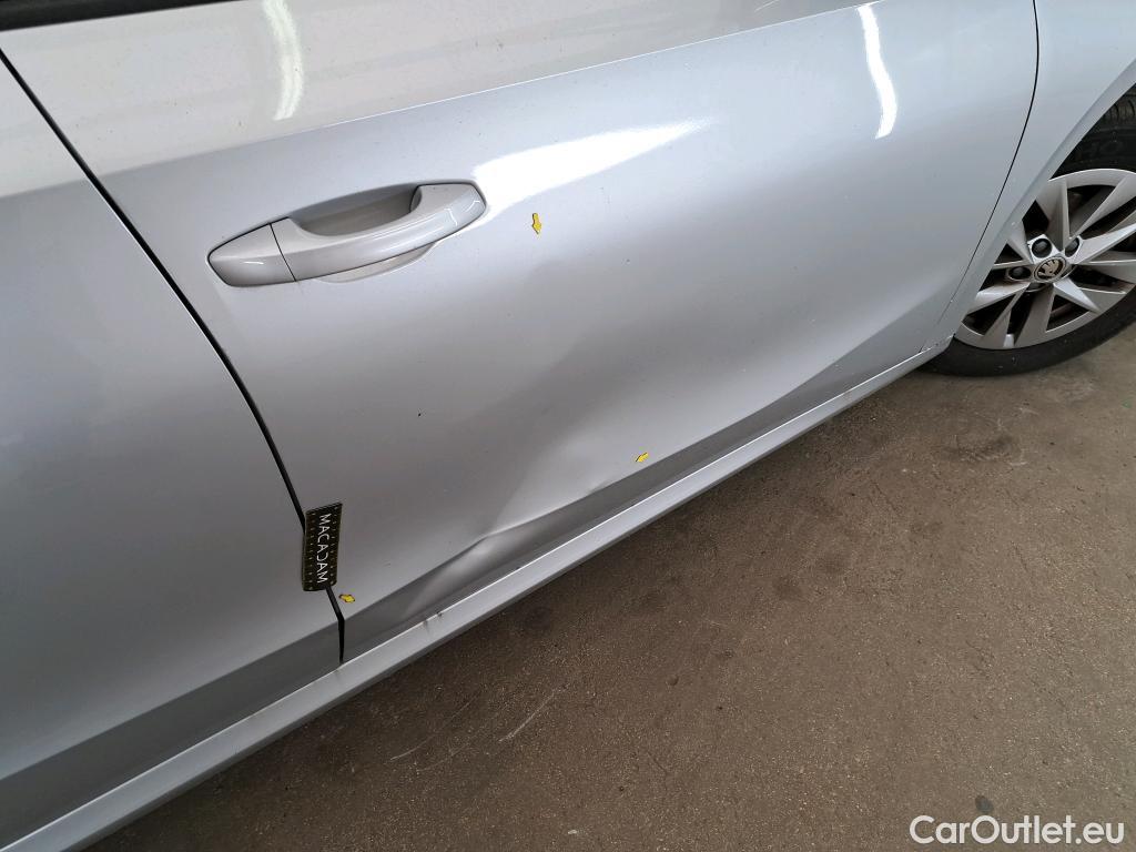  Skoda  Fabia  Ambition 1.0 MPI 80CV BVM5 E6d #2