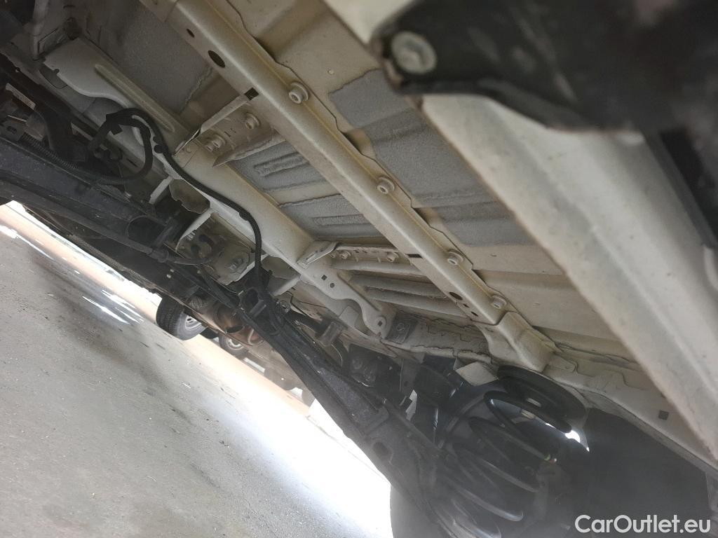  Peugeot  Expert  Combi Standard 1.5 HDi 120CV BVM6 9 Sieges E6d #14