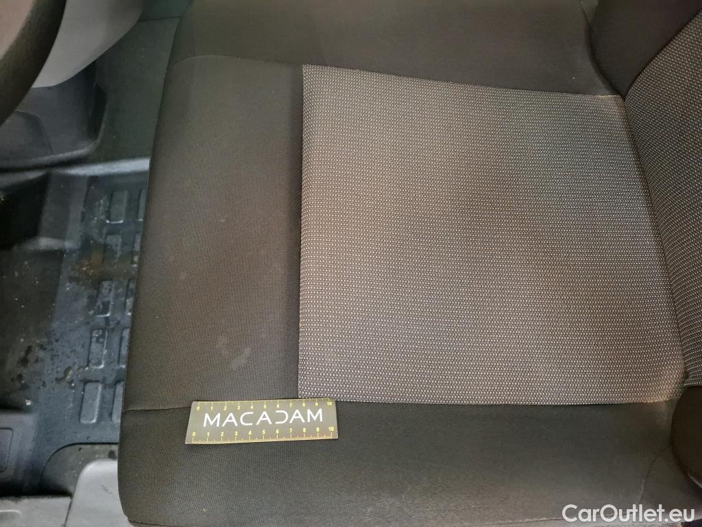  Peugeot  Expert  Combi Standard 1.5 HDi 120CV BVM6 9 Sieges E6d #35