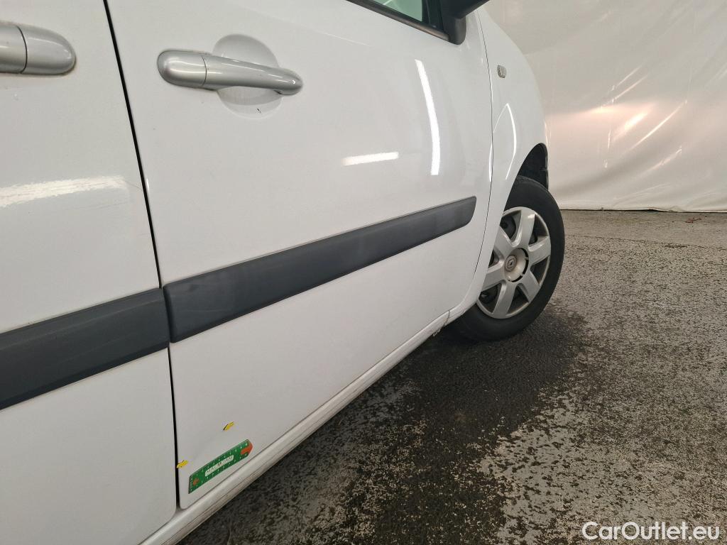  Renault  Kangoo  Zen 1.5 dCi 90CV BVM5 E6 #29