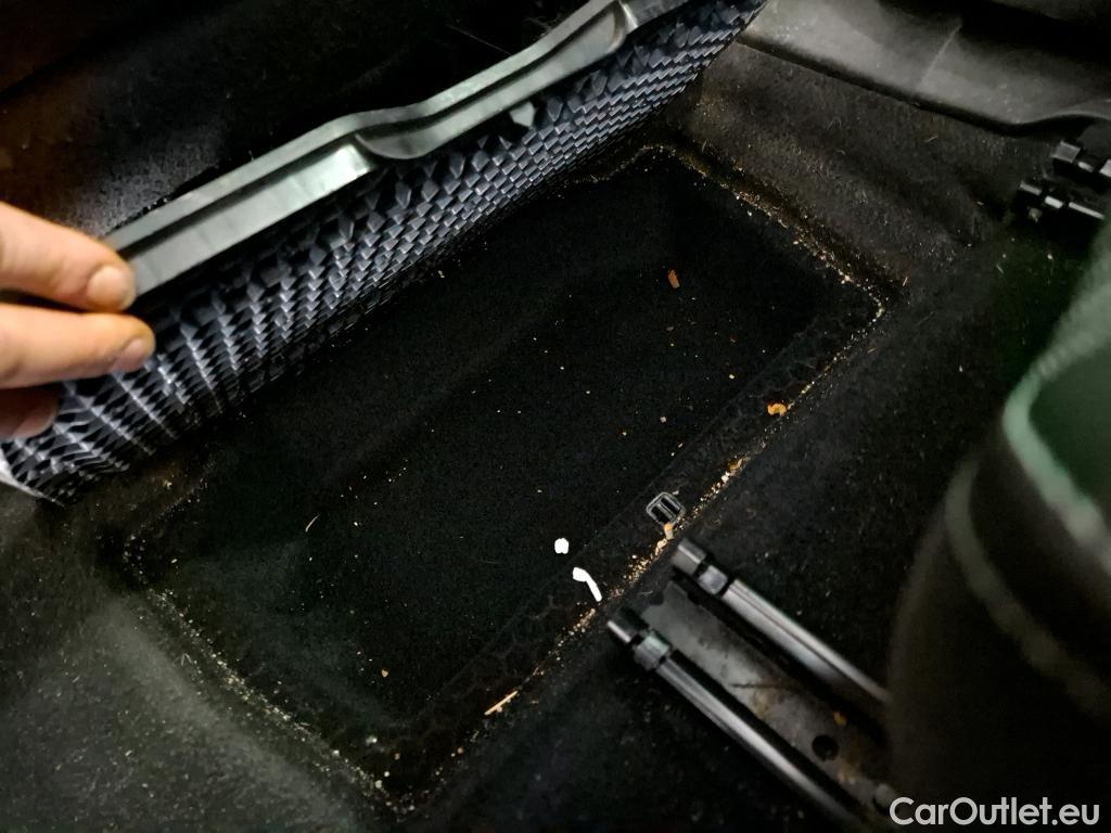  Peugeot  5008  Allure Pack 1.2 PureTech 130CV BVA8 7 Sieges E6d #43