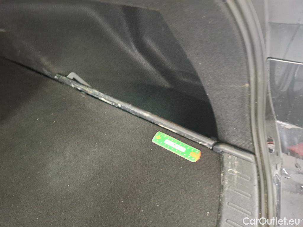  Toyota  Corolla TOYOTA  Touring Sports / 2018 / 5P / Break Hybride 122h Dynamic Business Beyond Zer #12