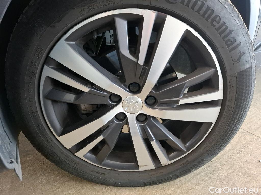  Peugeot  5008  Allure Pack 1.2 PureTech 130CV BVA8 7 Sieges E6d #54