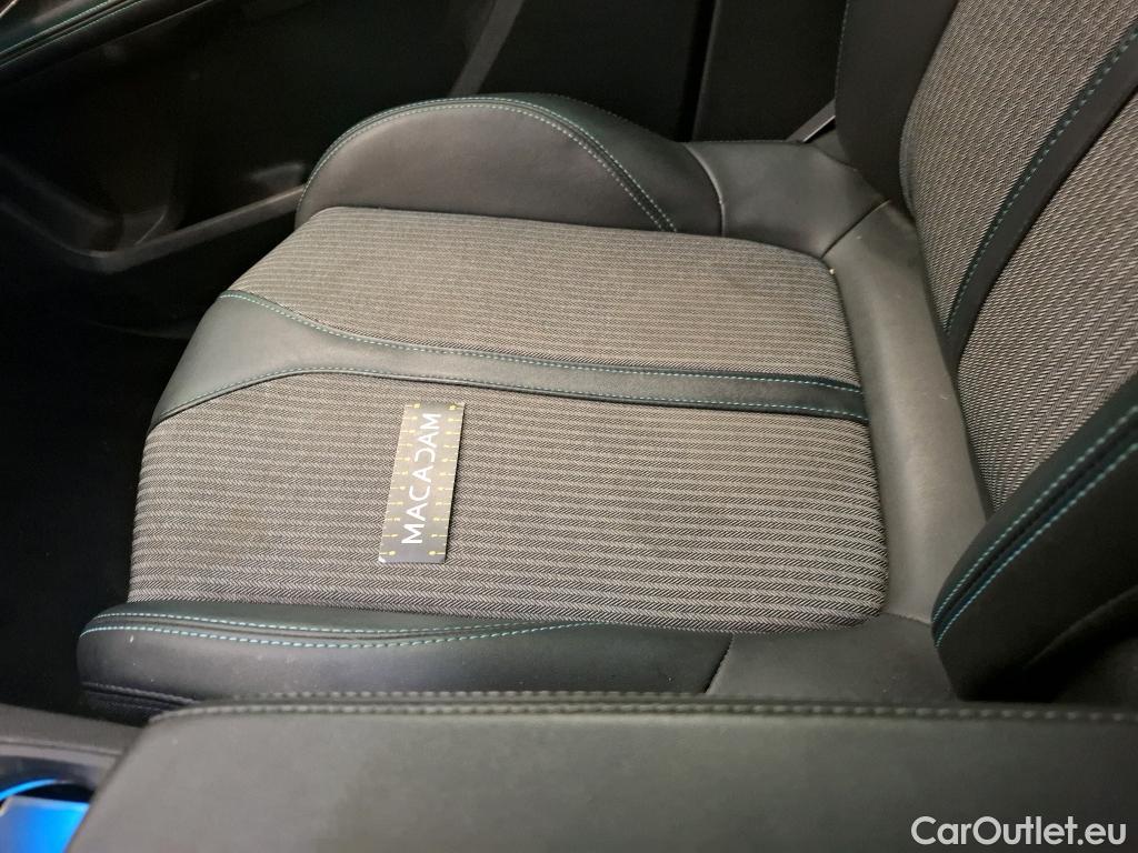  Peugeot  5008  Allure Pack 1.2 PureTech 130CV BVA8 7 Sieges E6d #44