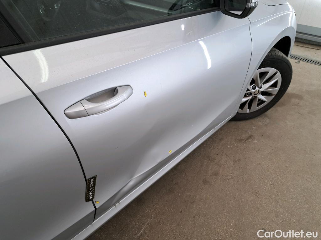  Skoda  Fabia  Ambition 1.0 MPI 80CV BVM5 E6d #1