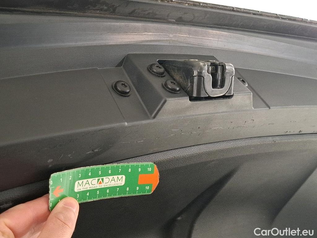  Toyota  Corolla TOYOTA  Touring Sports / 2018 / 5P / Break Hybride 122h Dynamic Business Beyond Zer #15