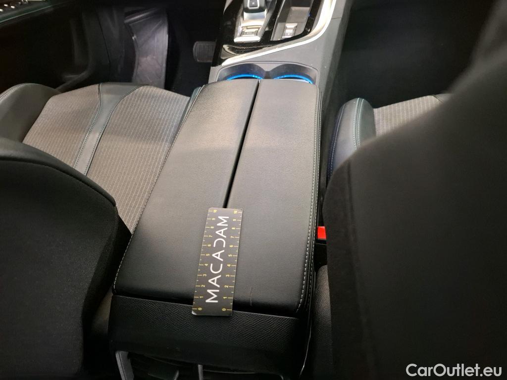  Peugeot  5008  Allure Pack 1.2 PureTech 130CV BVA8 7 Sieges E6d #12