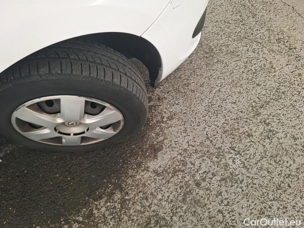  Renault  Kangoo  Zen 1.5 dCi 90CV BVM5 E6 #16