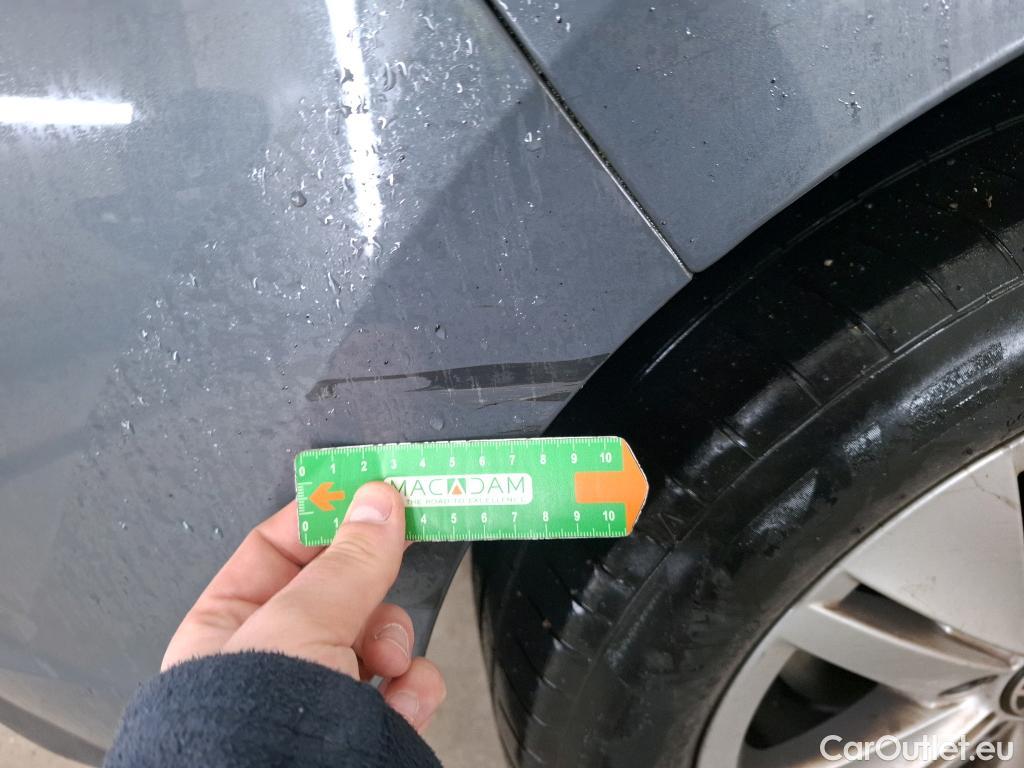  Volkswagen  Golf  VOLKSWAGEN / 2020 / 5P / Berline 1.0 TSI OPF 110 BVM6 Life Busi 1st #30