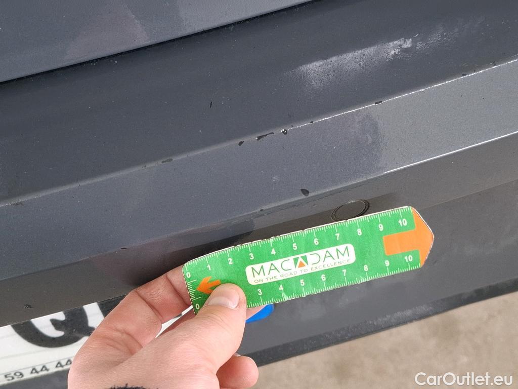  Volkswagen  Golf  VOLKSWAGEN / 2020 / 5P / Berline 1.0 TSI OPF 110 BVM6 Life Busi 1st #29