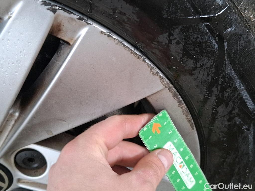  Volkswagen  Golf  VOLKSWAGEN / 2020 / 5P / Berline 1.0 TSI OPF 110 BVM6 Life Busi 1st #38