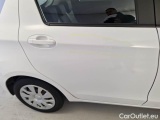  Toyota  Yaris TOYOTA  / 2017 / 5P / BERLINA 1.5 HYBRID BUSINESS #37