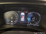  Volvo  XC 40 VOLVO XC40 / 2021 / 5P / SUV T5 RECHARGE PLUG-IN AUTO PLUS DARK #4