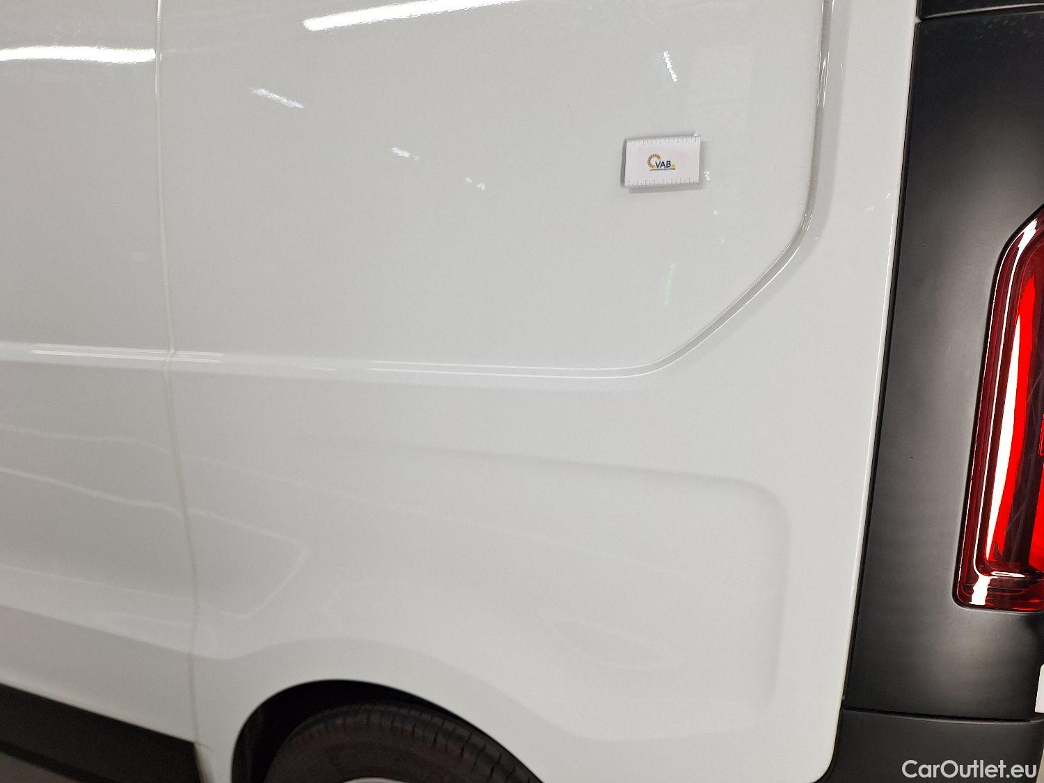  Renault  Trafic Renault, _ '14, Renault  L1H1 dCi 95 Grand Confort 2.7T 4d #45