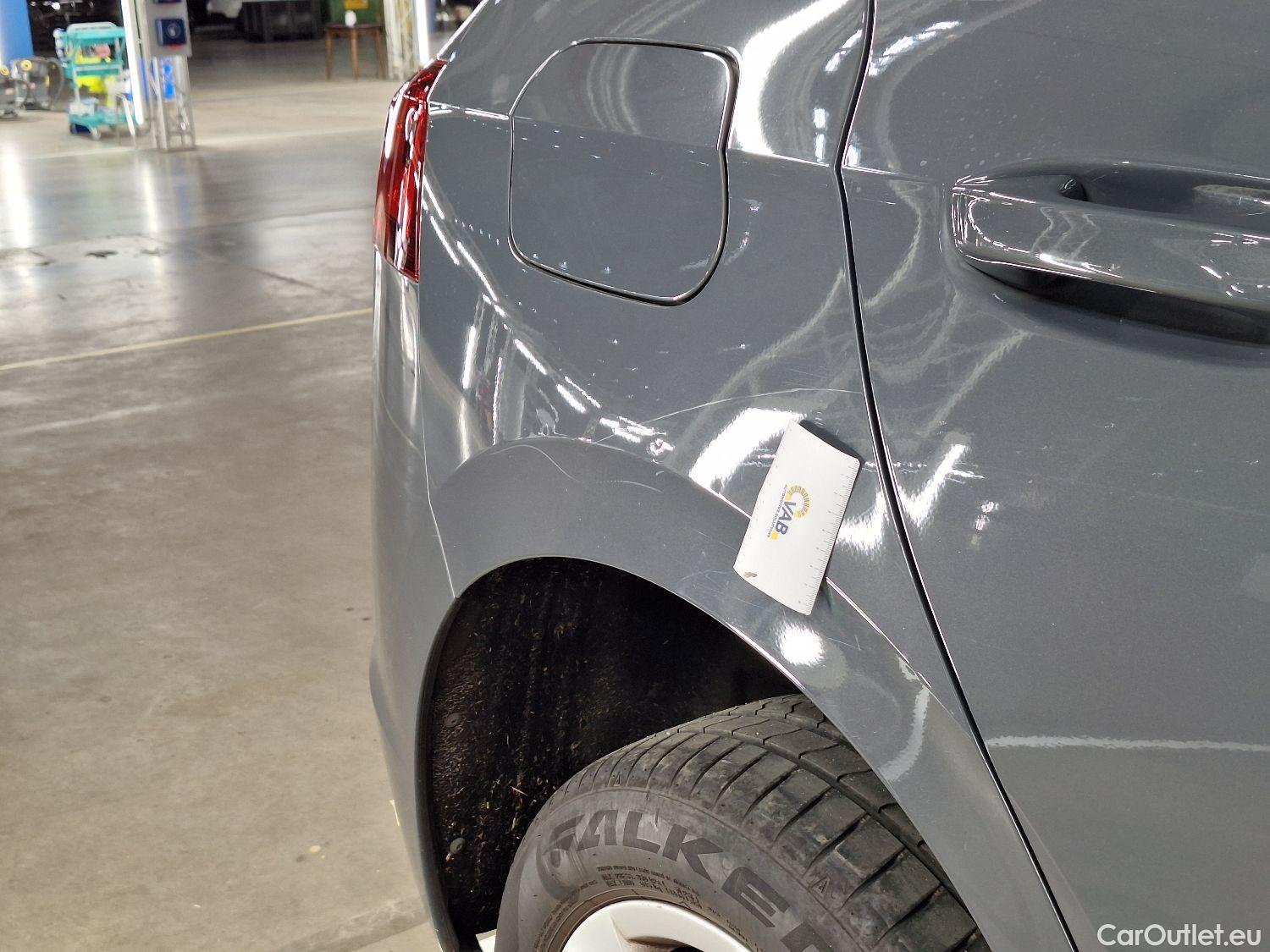  Volkswagen  Golf  VW, VIII '20, Volkswagen VIII 1.5 eTSI 110kW Life DSG 5d #9