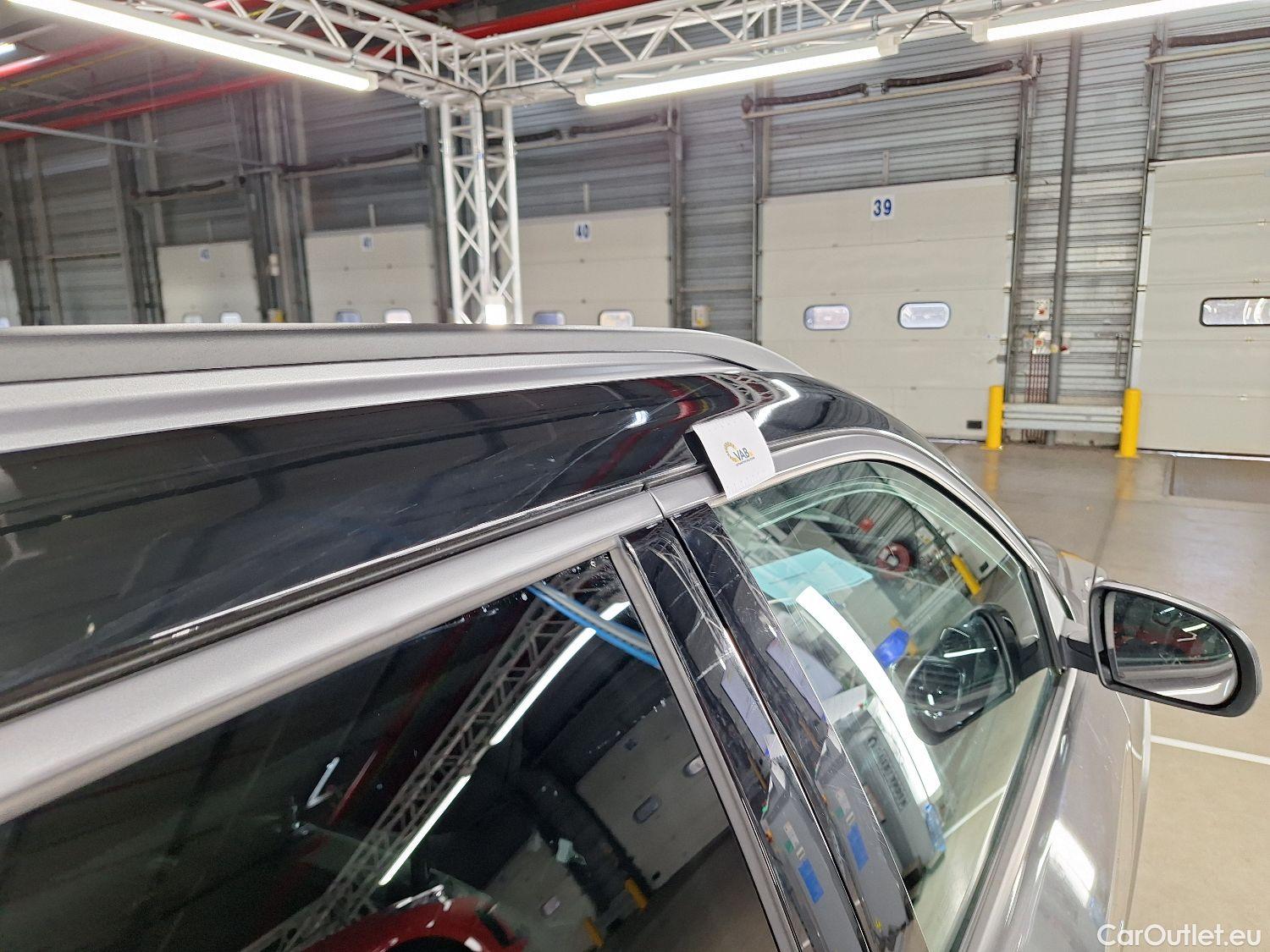  Jeep  Compass Jeep,  '17, Jeep  1.3 Turbo T4 240 4xe ATX S 5d #29