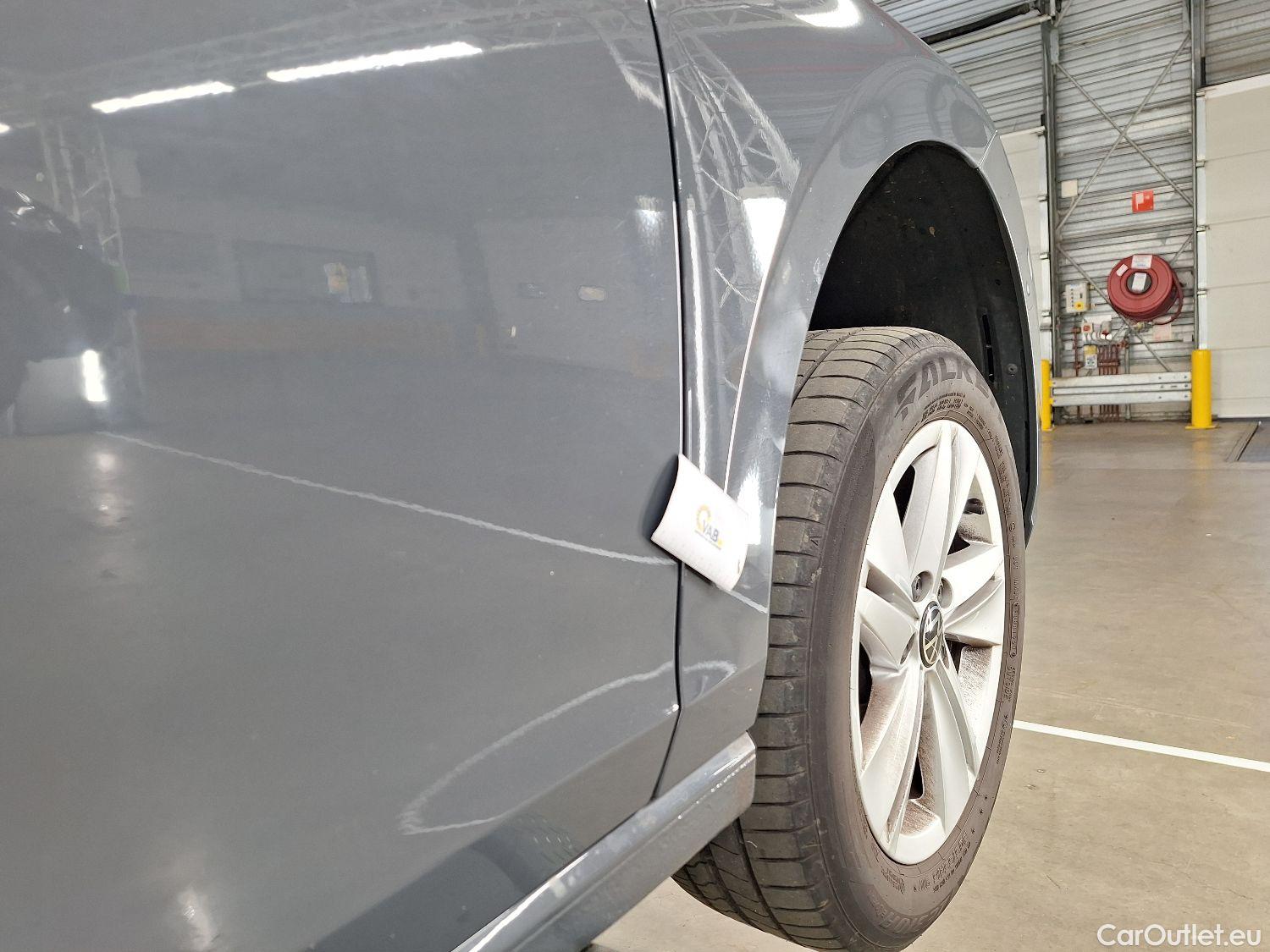  Volkswagen  Golf  VW, VIII '20, Volkswagen VIII 1.5 eTSI 110kW Life DSG 5d #6