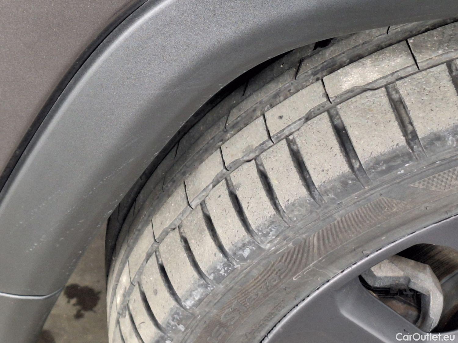  Jeep  Compass Jeep,  '17, Jeep  1.3 Turbo T4 240 4xe ATX S 5d #42