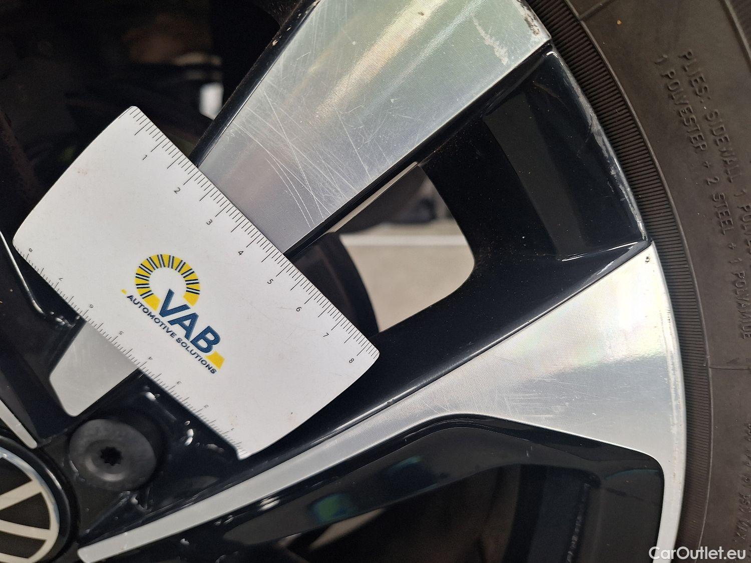  Volkswagen  T-ROC VW,  '17, Volkswagen  1.0 TSI United 5d #9