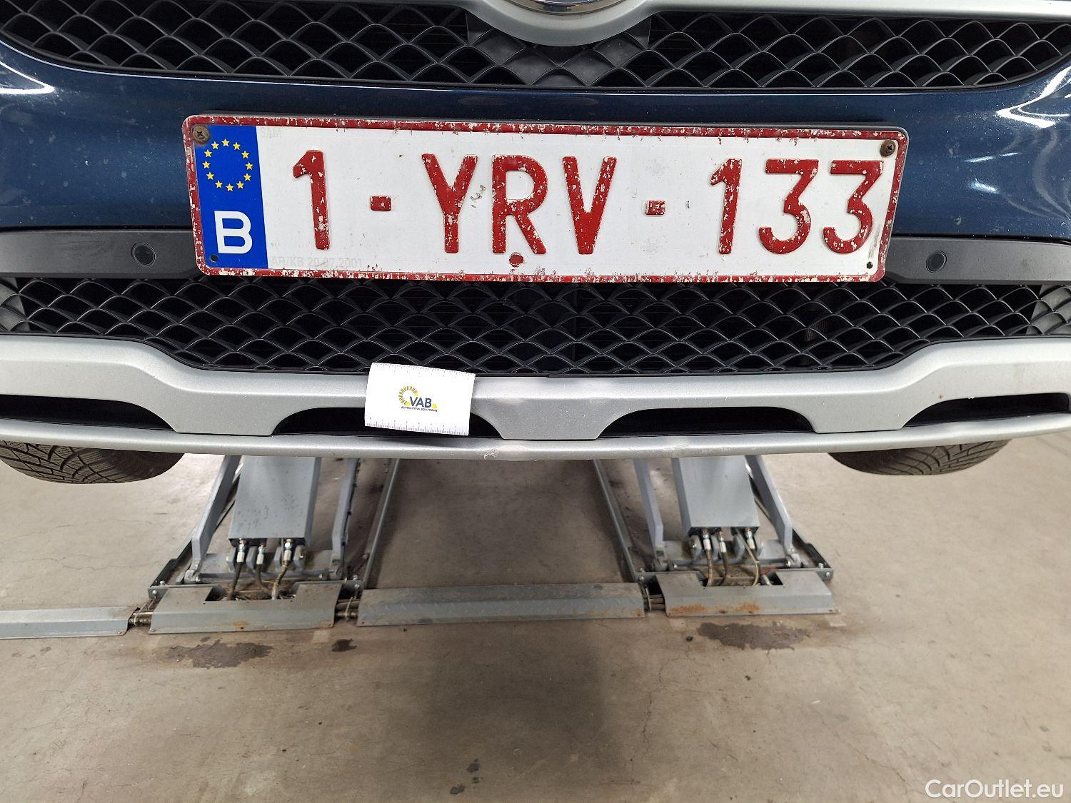  Mercedes  GLB Mercedes,  '19, Mercedes-Benz   200 d Business Solution 5d #49