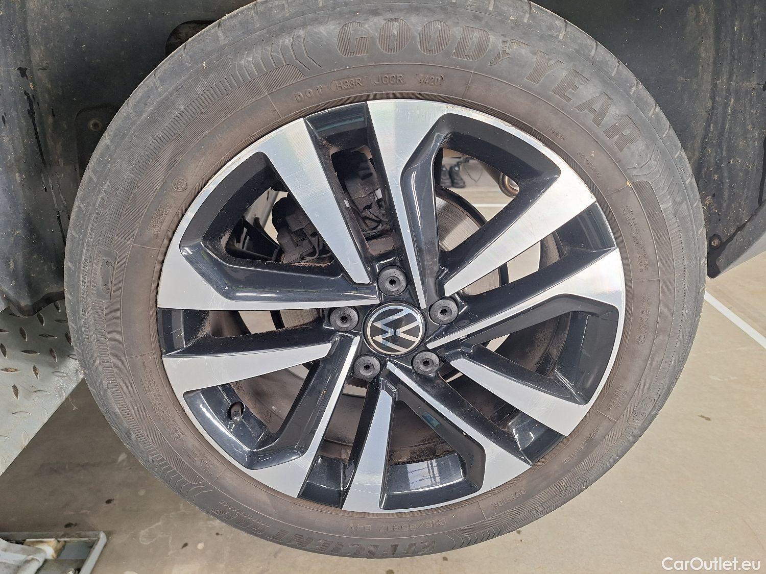  Volkswagen  T-ROC VW,  '17, Volkswagen  1.0 TSI United 5d #8