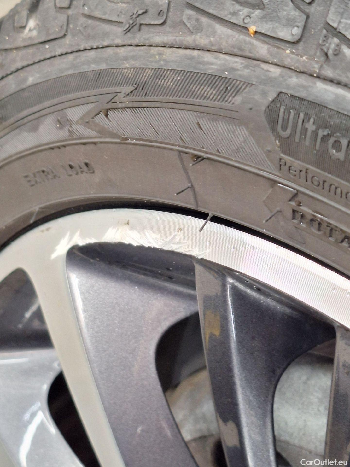  Opel  Crossland Opel,  X '17, Opel  X 1.2 81kW Turbo S/S Ultimate 5d #4