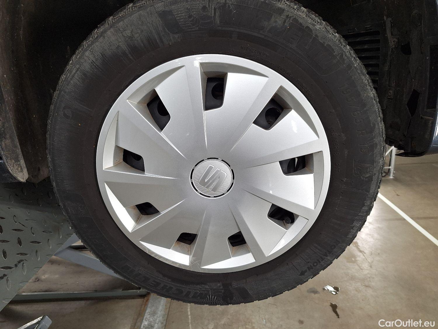  Seat  Leon Seat,  '20, SEAT  2.0 TDI 115 Reference 5d #6