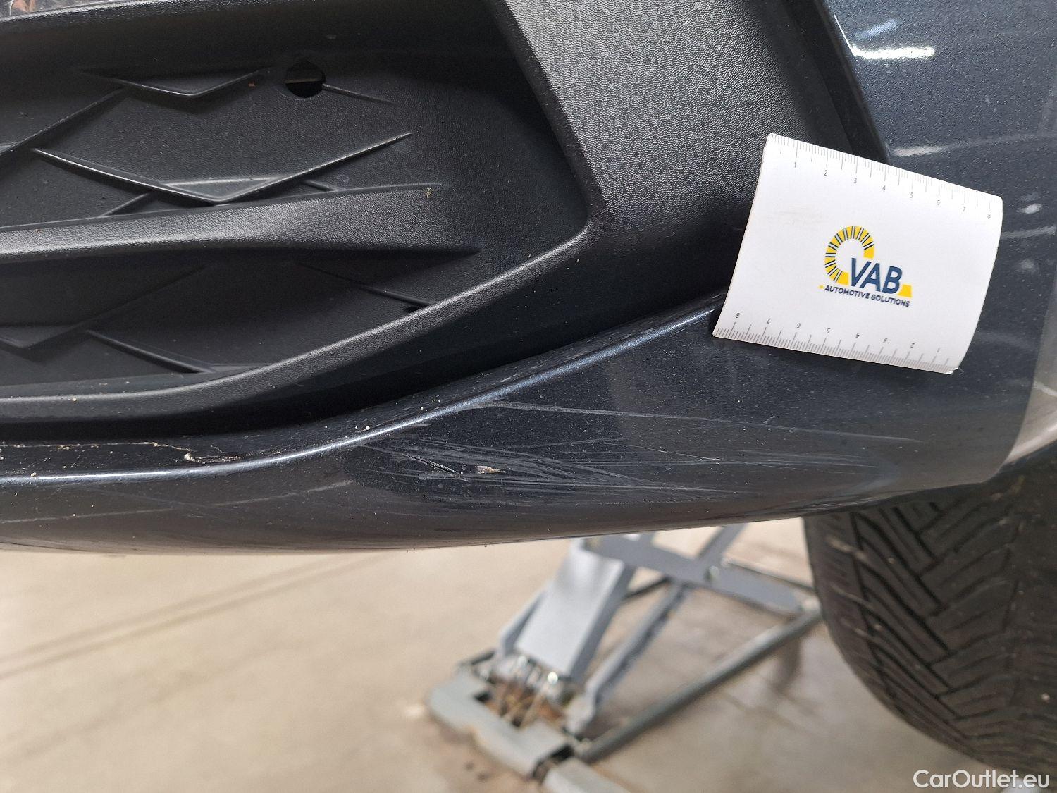  Seat  Leon Seat,  '20, SEAT  2.0 TDI 115 Reference 5d #2