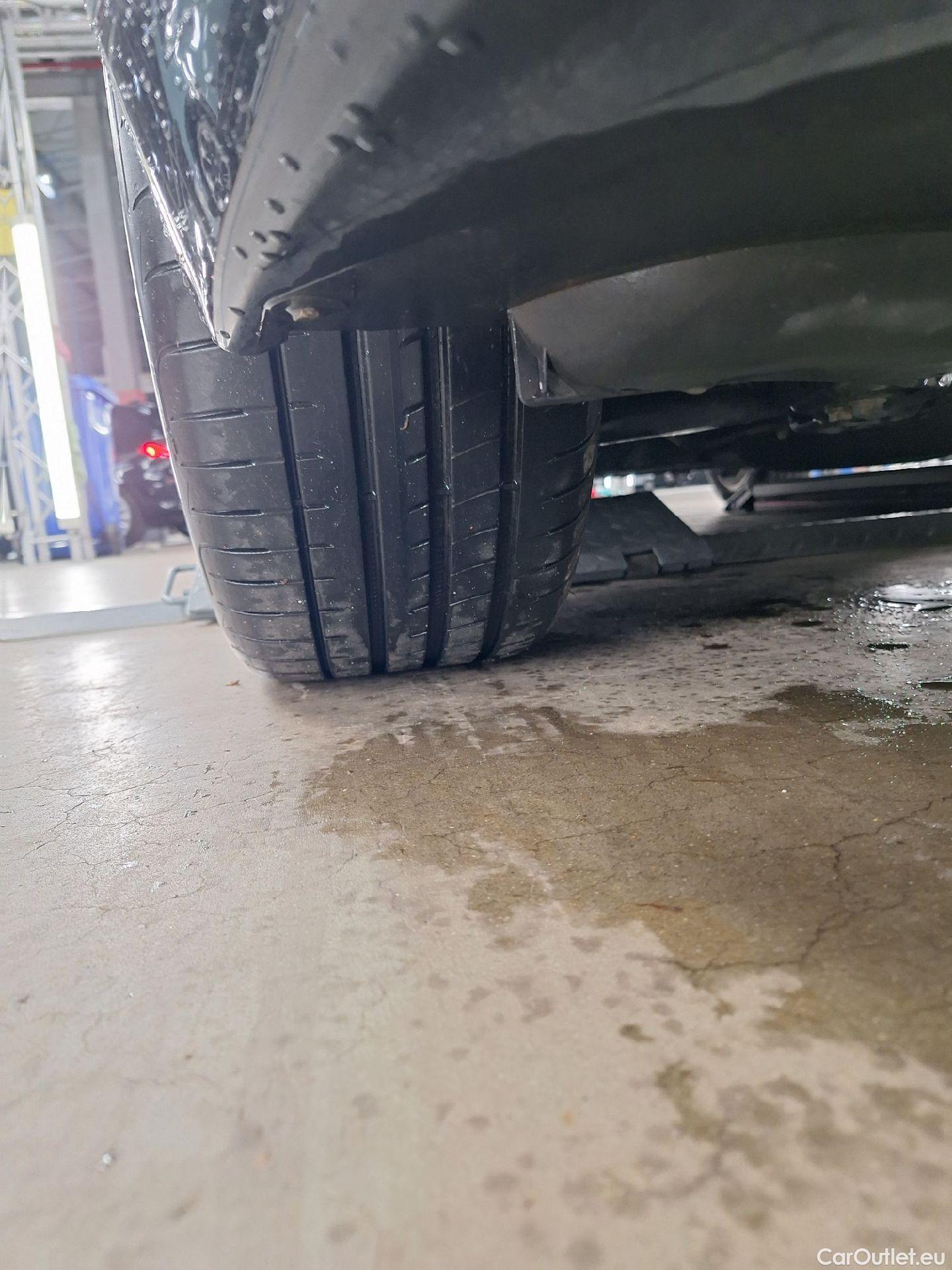  Bmw  Serie 1 BMW, 1-serie '19, BMW 1 Reeks Hatch 116d (85 kW) 5d #25