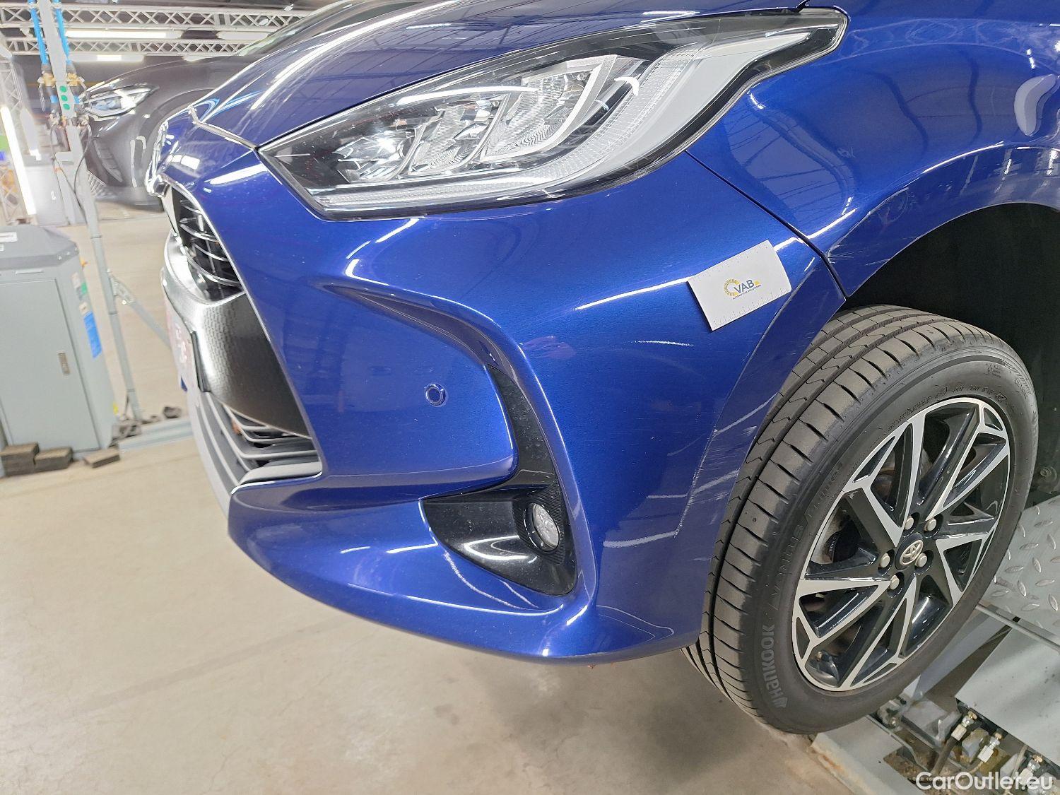  Toyota  Yaris Toyota,  '20, Toyota  1.5 VVT-i Hybrid Iconic e-CVT 5d #36