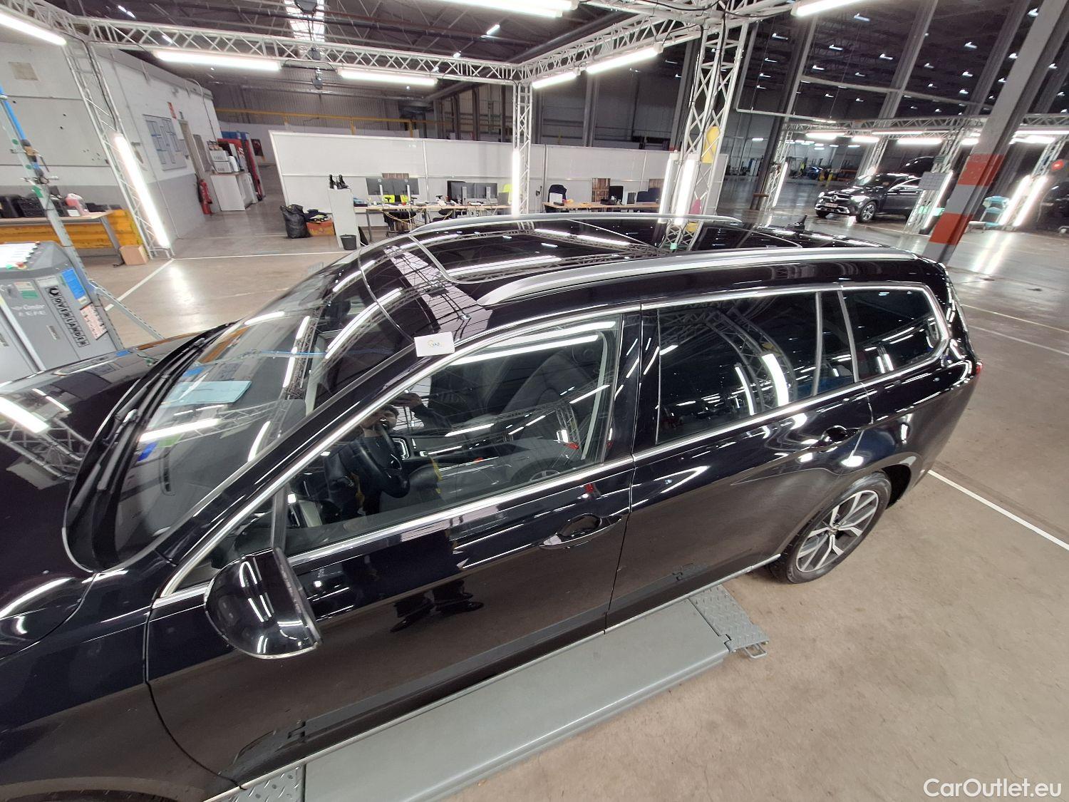  Volkswagen  Passat VW,  Variant FL'19, Volkswagen  Variant 2.0 TDI SCR 110kW Elegan #54