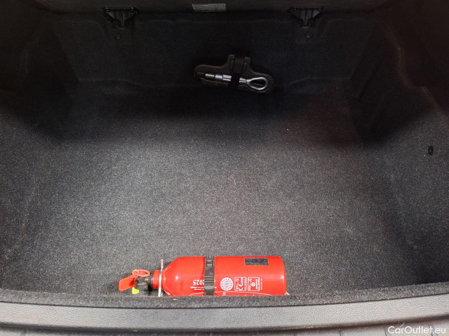  Bmw  X1 BMW,  FL'19, BMW  sDrive18i (100 kW) 5d #1