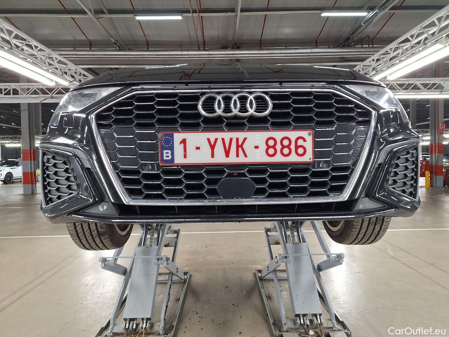  Audi  A3 Audi,  Berline '20, Audi  Berline 2.0 TDi 30 85kW S line 4d #3