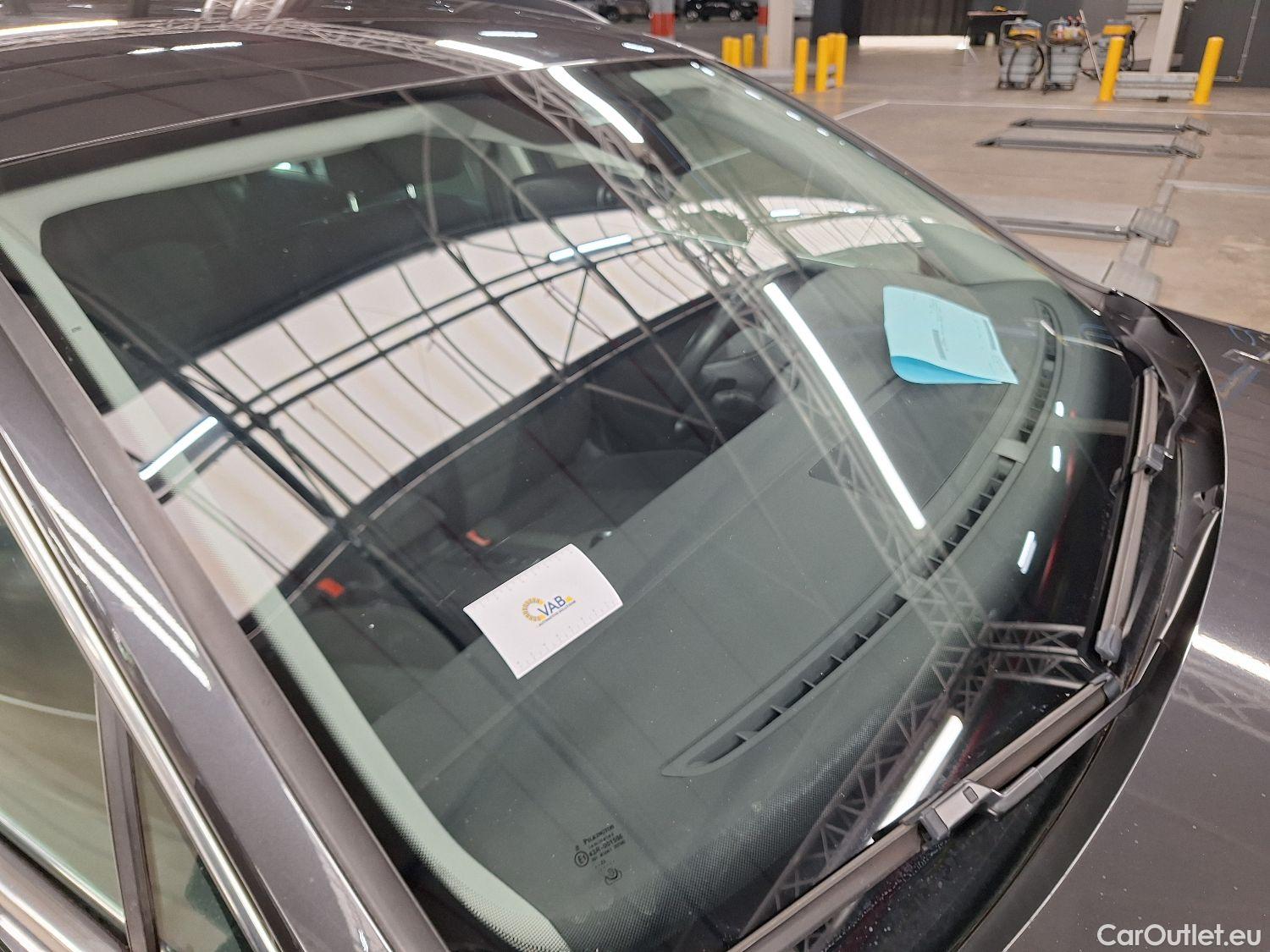  Volkswagen  Passat VW,  Variant FL'19, Volkswagen  Variant 2.0 TDI 90kW DSG Style B #28