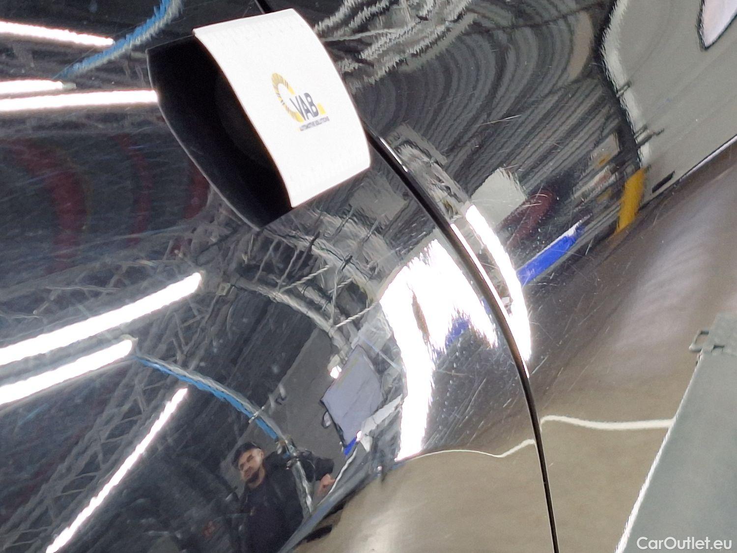  Bmw  Serie 3 BMW, 3-serie Touring '18, BMW 3 Reeks Touring 320d (120 kW) 5d #18