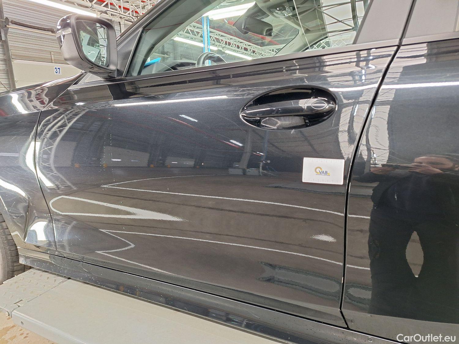  Bmw  Serie 3 BMW, 3-serie Touring '18, BMW 3 Reeks Touring 320d (120 kW) 5d #33