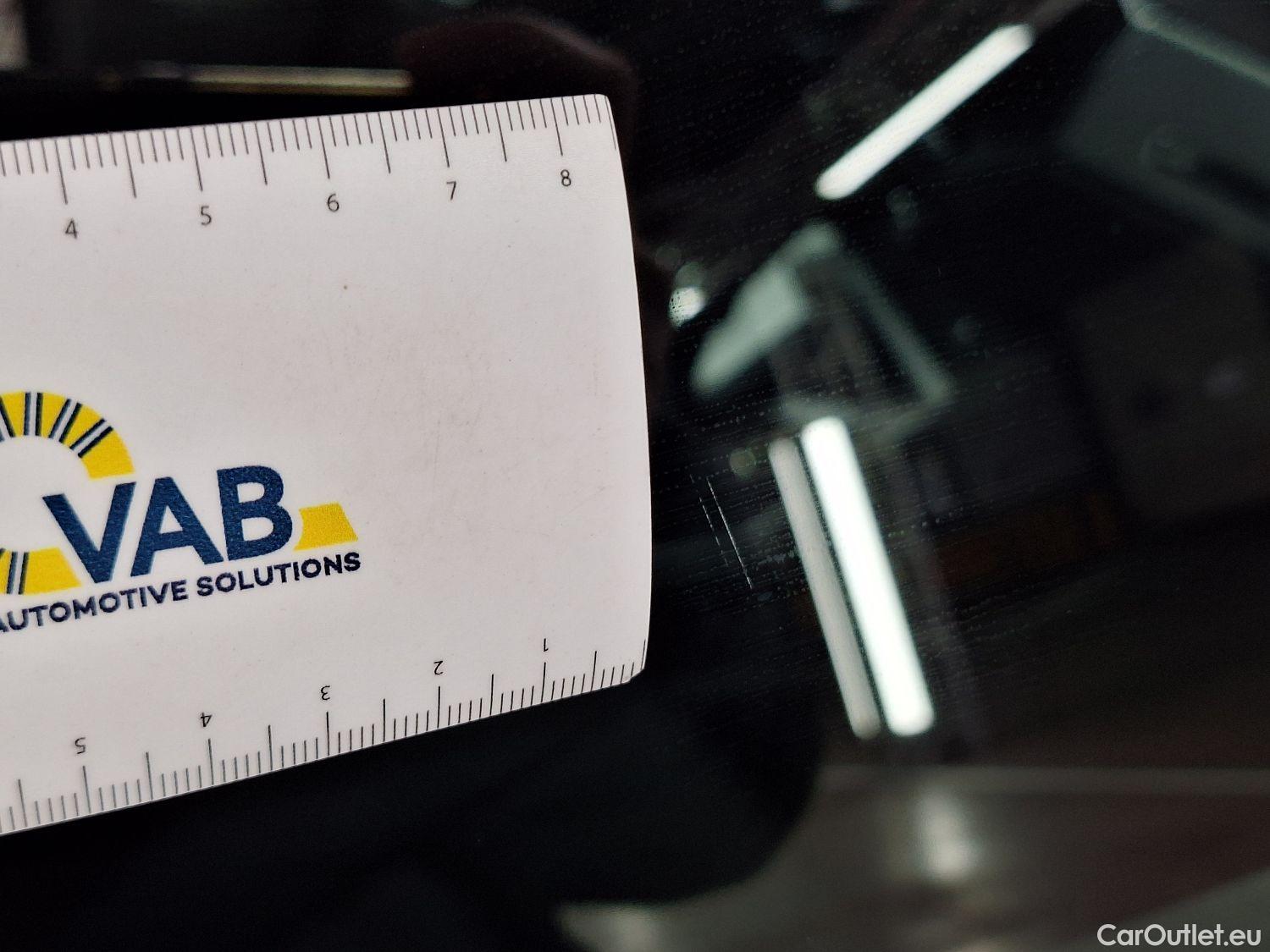  Audi  Q3 Audi,  SB '19 PHEV, Audi  Sportback 45 TFSI e S tronic S Line 5d #36