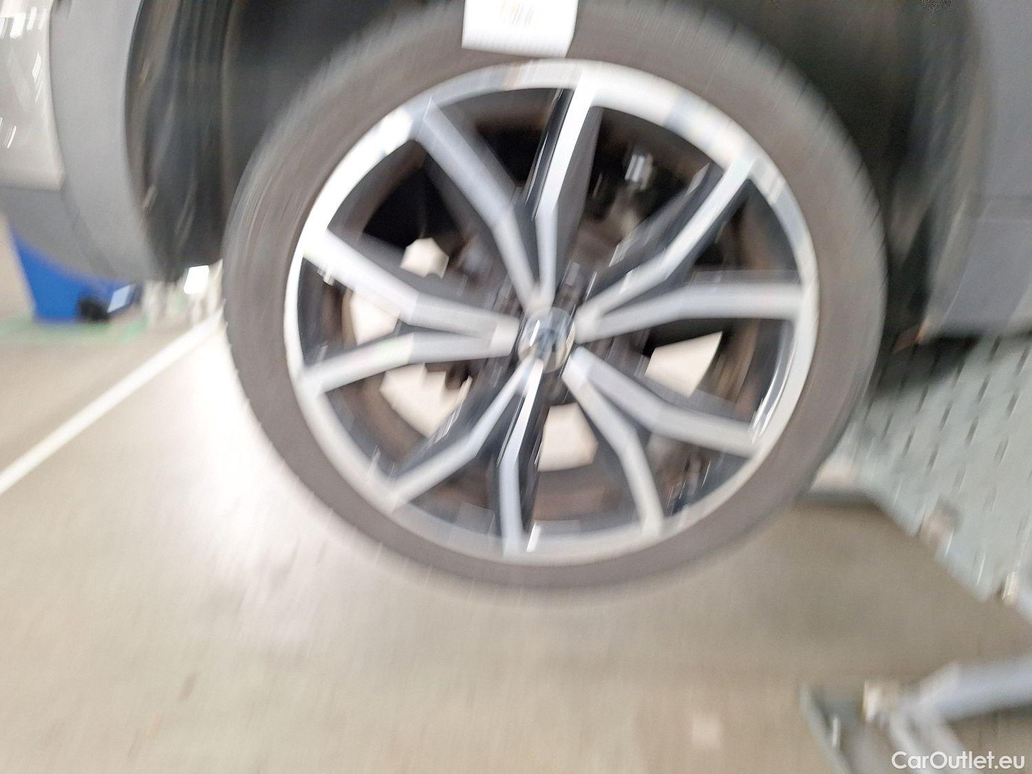  Volkswagen  T-CROSS VW,  '18, Volkswagen  1.0 TSI 81kW DSG Style 5d #5