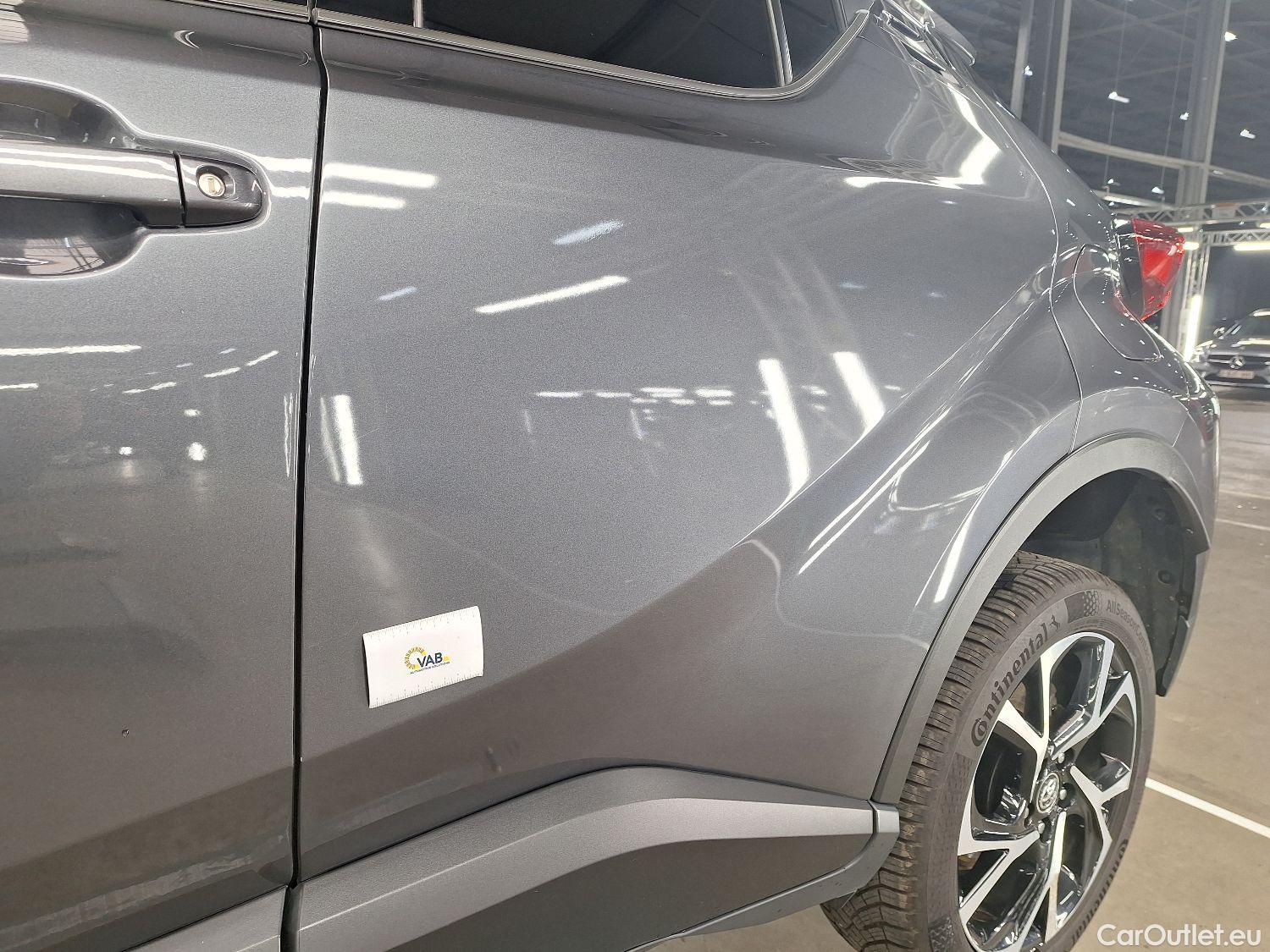  Toyota  C-HR Toyota,  '16, Toyota  1.8 VVT i-Hybrid C-Lub Aut. 5d #12