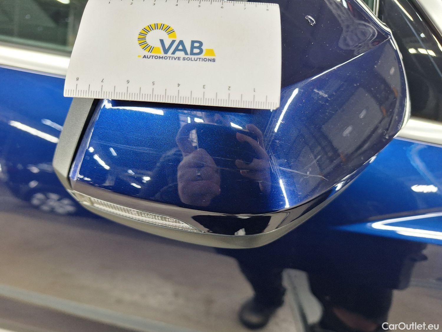  Audi  Q3 Audi,  SB '19 PHEV, Audi  Sportback 45 TFSI e S tronic S Line 5d #30