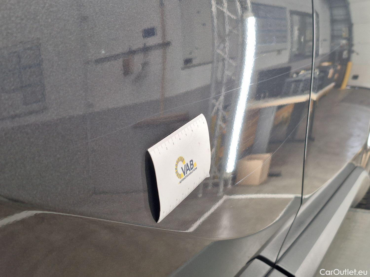  Toyota  C-HR Toyota,  '16, Toyota  1.8 VVT i-Hybrid C-Lub Aut. 5d #21