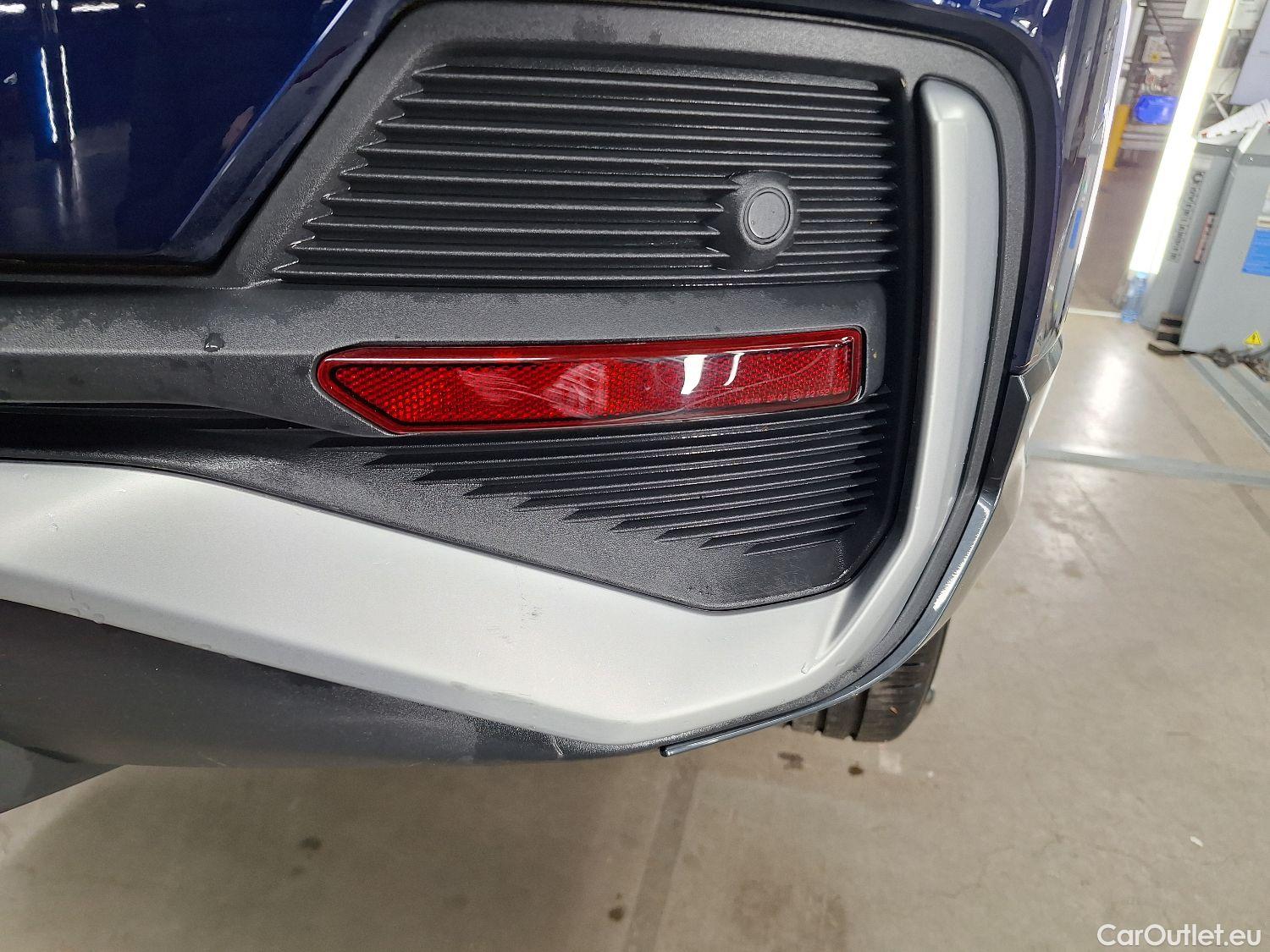  Audi  Q3 Audi,  SB '19 PHEV, Audi  Sportback 45 TFSI e S tronic S Line 5d #23