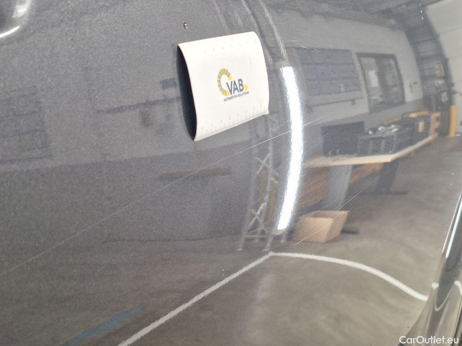  Toyota  C-HR Toyota,  '16, Toyota  1.8 VVT i-Hybrid C-Lub Aut. 5d #4