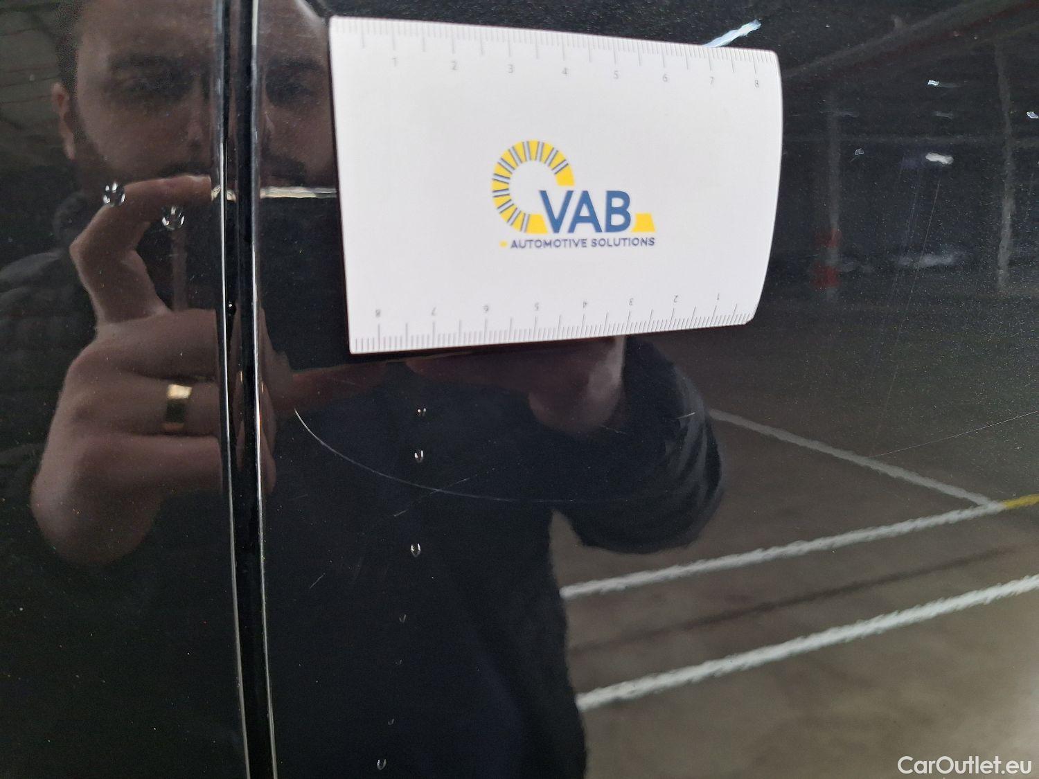  Audi  Q3 Audi,  SB '19, Audi  Sportback 35 TFSI S tronic S Line 5d #26