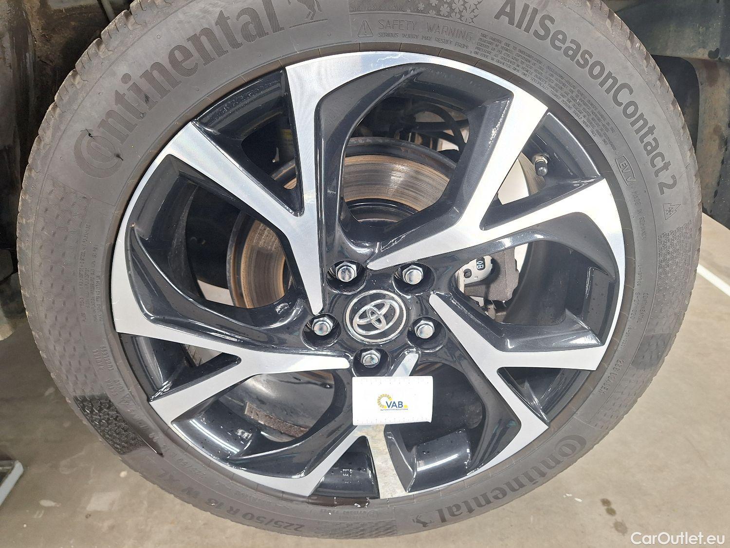  Toyota  C-HR Toyota,  '16, Toyota  1.8 VVT i-Hybrid C-Lub Aut. 5d #10