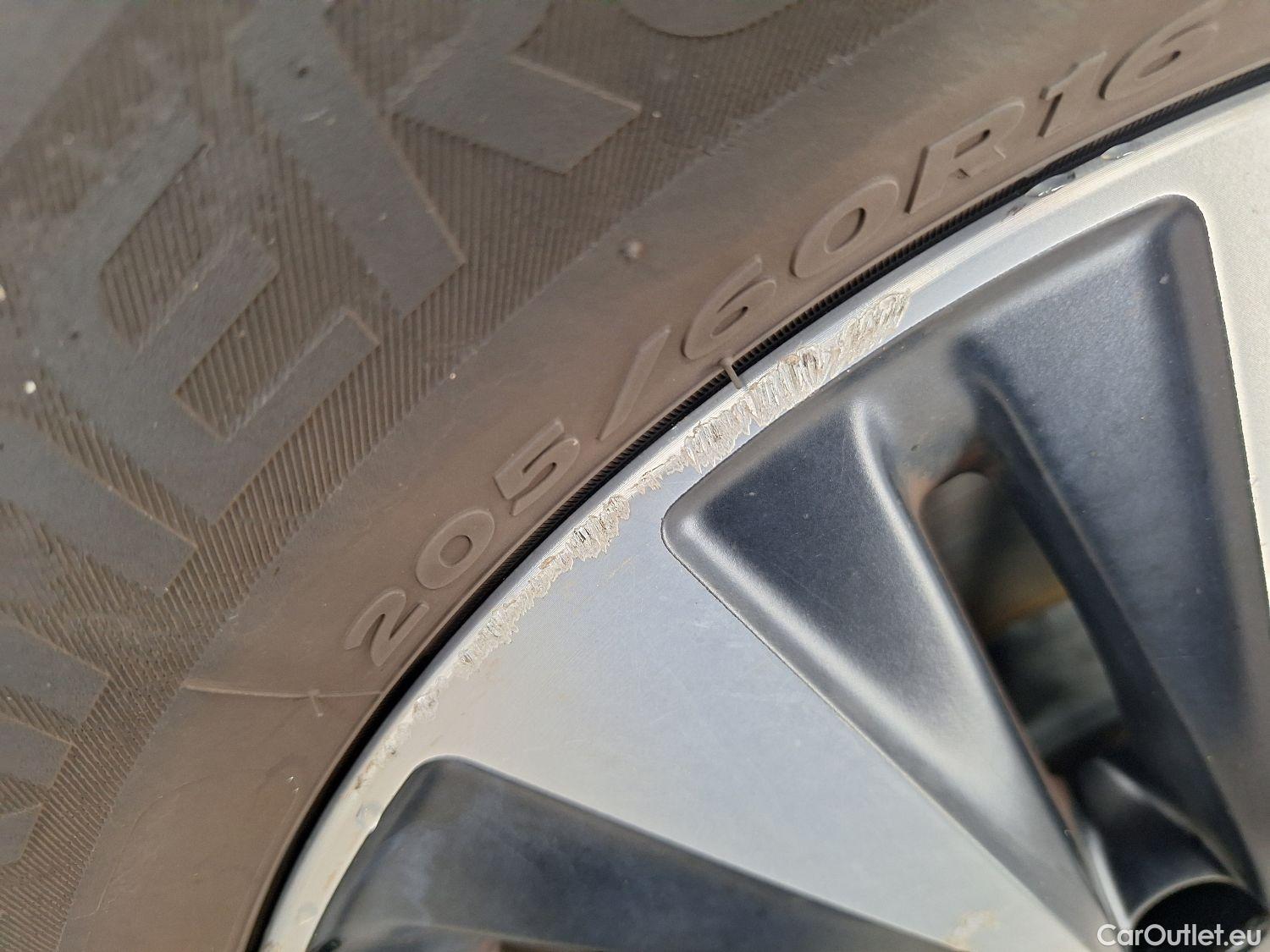  Mercedes  A-Klasse Mercedes, A-Class Berline '18, Mercedes-Benz  Limousine A 180 d DCT Busin #18