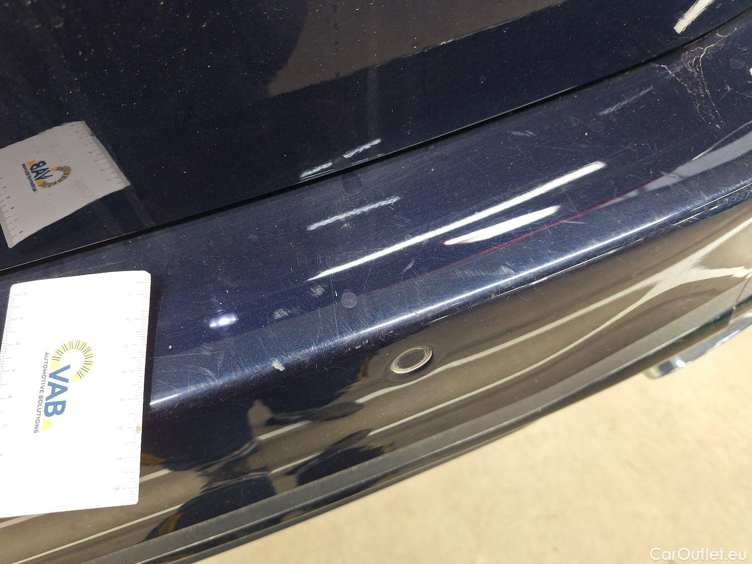  Mercedes  C-Klasse Mercedes, C-Class Br '21 PHEV, Mercedes-Benz  Break C 300 e AMG Line 5d #22