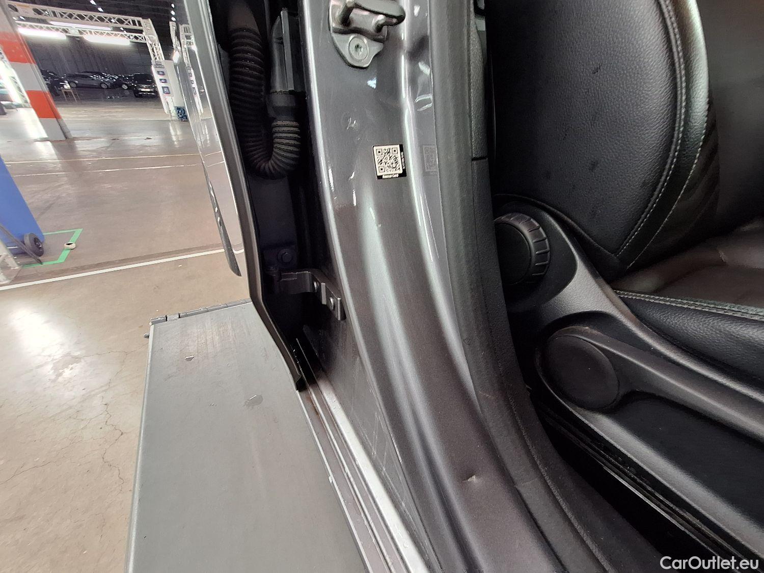  Mercedes  A-Klasse Mercedes, A-Class Berline '18, Mercedes-Benz  Limousine A 180 d DCT Busin #3