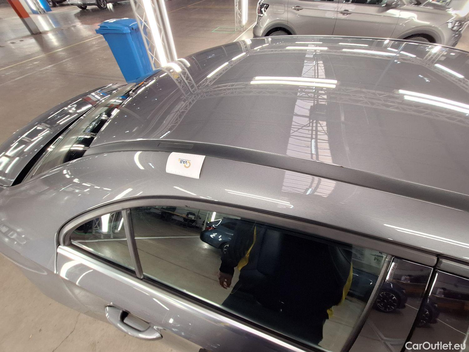  Mercedes  A-Klasse Mercedes, A-Class Berline '18, Mercedes-Benz  Limousine A 180 d DCT Busin #73