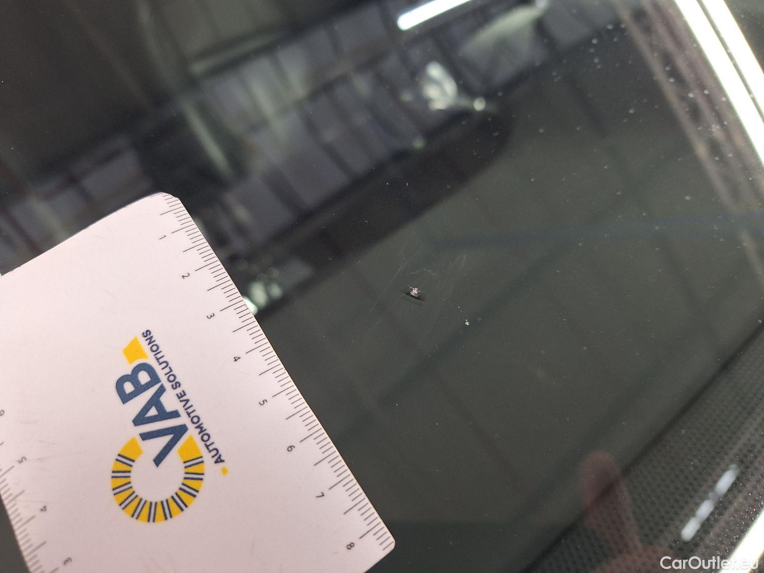  Land Rover  Range Rover Evoque Land Rover, RR.Evoque '18, Land Rover  D150 AWD Auto S 5d #6